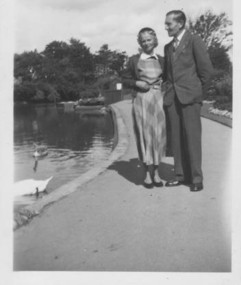Thomas John & Phyllis Audrey Hemmett (nee Ferguson )